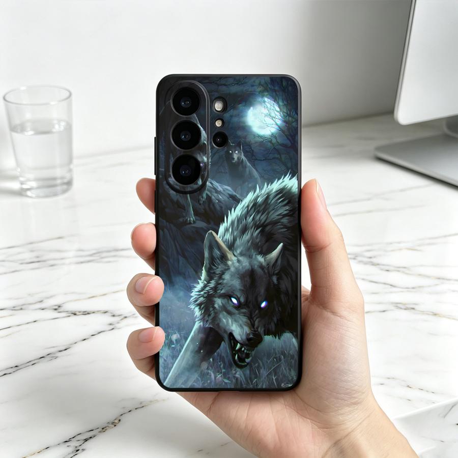 Wolf Pack Under Moon Case for  - Phone Cases Under $20 评论和价格